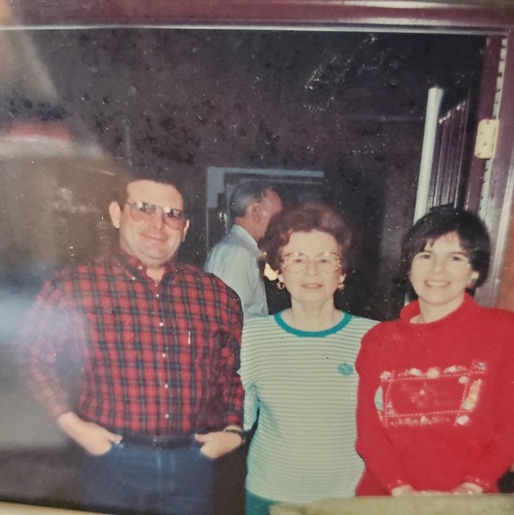 William Bryan - Poshmark Profile Picture of William Bryan (@williambryan271) on Poshmark