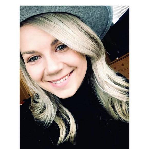 Profile Picture of Tiana Bilich (@tianabilich) on Poshmark