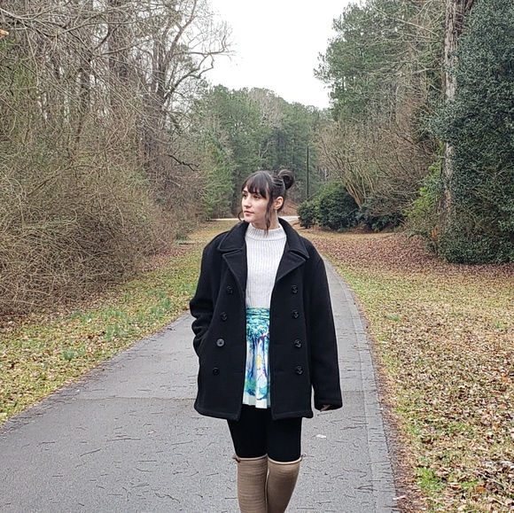 Profile Picture of Sarah Garlick (@sarahgarlick107) on Poshmark