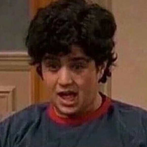 Ethan Perkins - Poshmark Profile Picture of Ethan Perkins (@famiz) on Poshmark