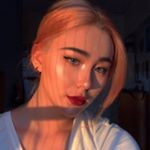 Profile Picture of 徐绿绿 (@xx_lvlv) on Instagram