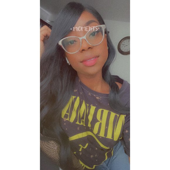 Profile Picture of Nish Brown (@nishnicole) on Poshmark