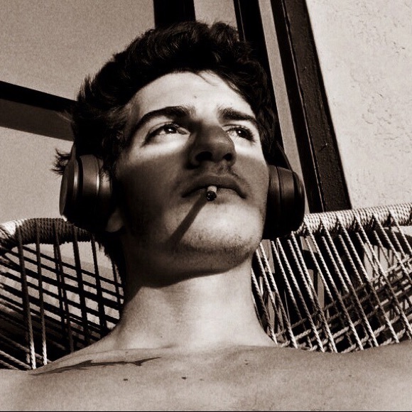 Profile Picture of Jeronimo Galbusera (@jerogalbu) on Poshmark