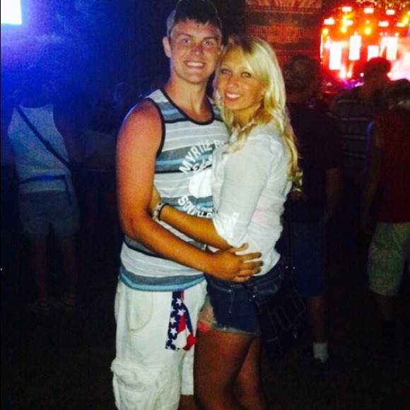 Profile Picture of Brad Iverson (@biverson15) on Poshmark