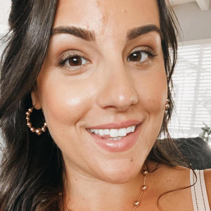 Profile Picture of laurannecolonna (@laurannecolonna) on Tiktok