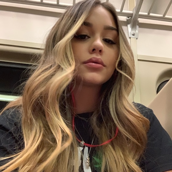 Jocelyn Paduch - Poshmark Profile Picture of Jocelyn Paduch (@jocelynpaduch) on Poshmark