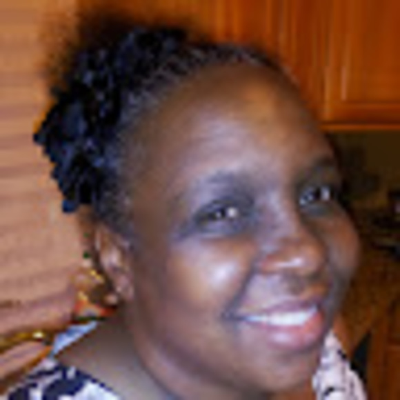 Profile Picture of Barbara Scorza (@bjscorza) on Poshmark