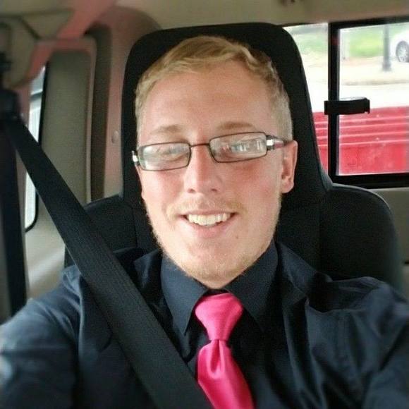 Profile Picture of Derek English (@english18) on Poshmark