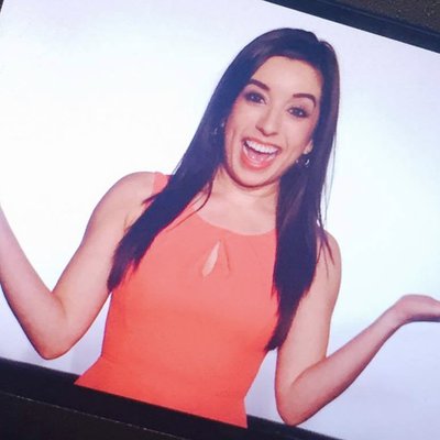 Profile Picture of Laura Acevedo (@10NewsAcevedo) on Twitter