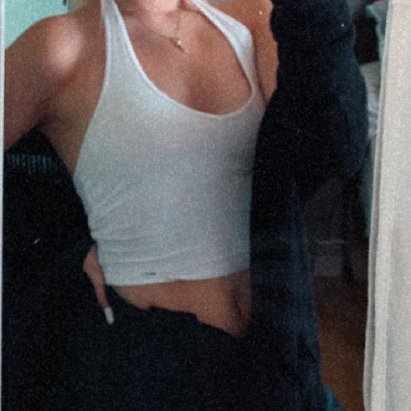 Profile Picture of Gianna Mazukelli (@gmazukelli4) on Poshmark