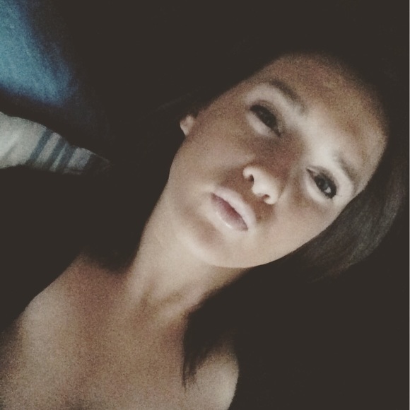 Profile Picture of Danielle Malinowski (@twistedbaby) on Poshmark