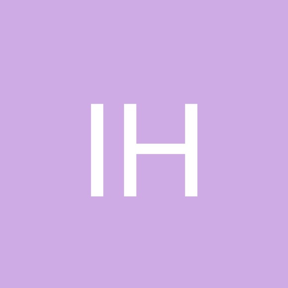 Profile Picture of Inez Hope (@iinezhope) on Poshmark