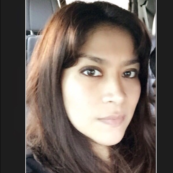 Profile Picture of Noelia Matos (@nboggio37) on Poshmark