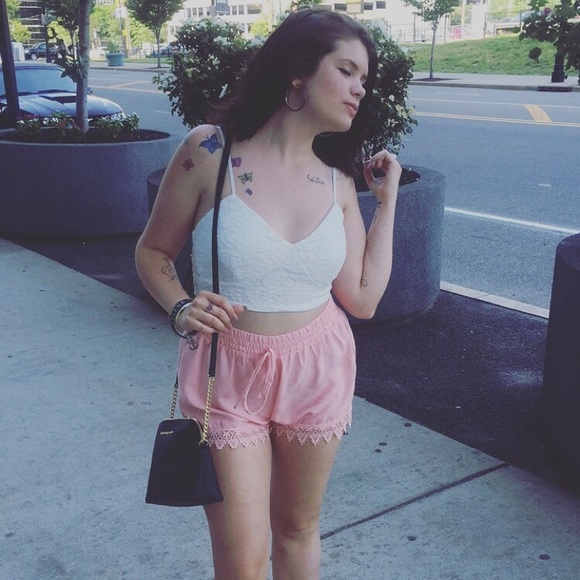 Profile Picture of Dani Canessa (@danigaga26) on Poshmark