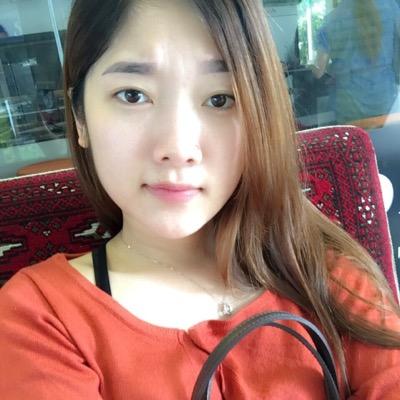 Profile Photo of Thuy Huynh (@Thuyhuynh1995) on Twitter