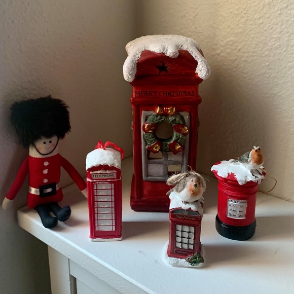 Profile Picture of Donna Foster (@dfcannelos) on Poshmark