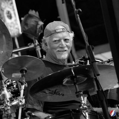 Profile Picture of Bill Kreutzmann (@BKreutzmann) on Twitter