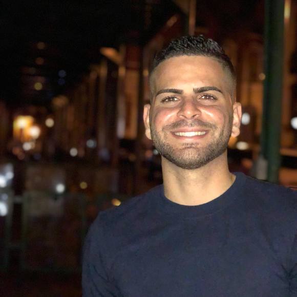 Profile Picture of Cristian Colon (@cristian_colon) on Poshmark