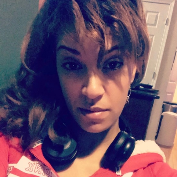 Profile Picture of Constance Phillips (@constancephi334) on Poshmark