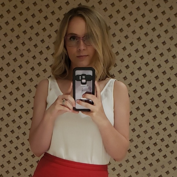 Profile Picture of Alice Anderson (@alicecclark2217) on Poshmark