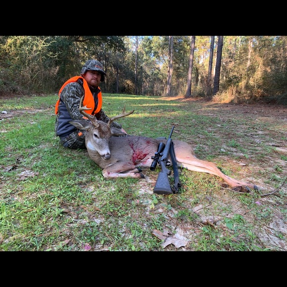 Profile Picture of Derek Hammond (@dlhammond) on Poshmark