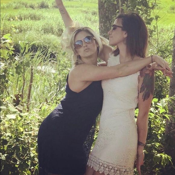 Profile Picture of Lisa Barclay (@2girls4kids) on Poshmark