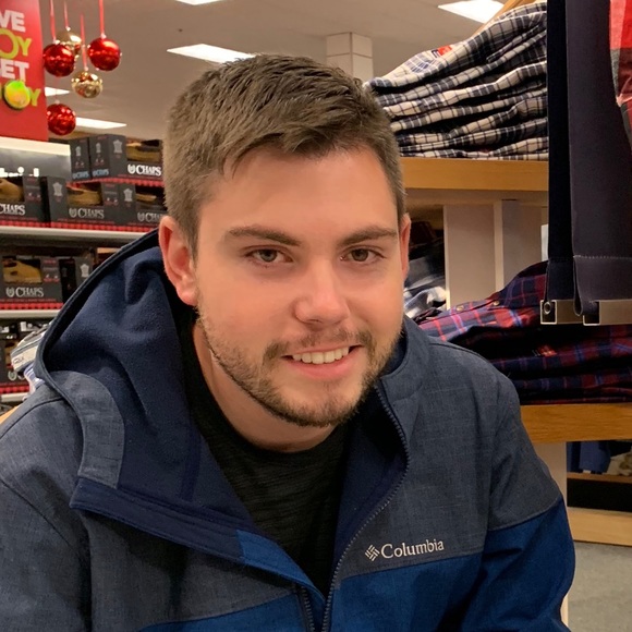 Profile Picture of Tyler Stiles (@player20229) on Poshmark