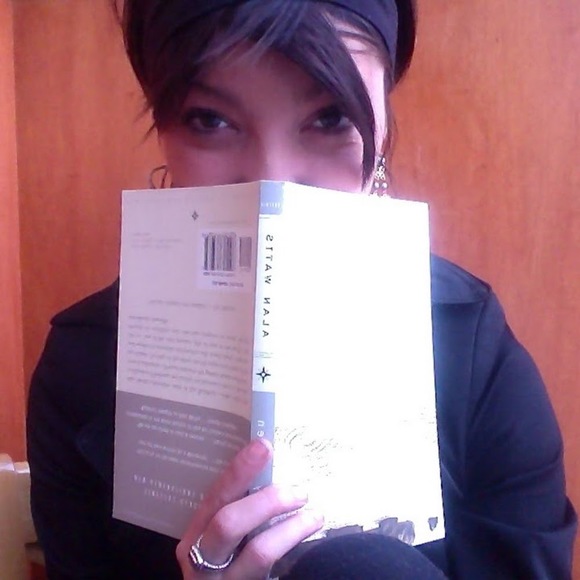 Profile Picture of Abbey Kleese (@abbeykleese) on Poshmark