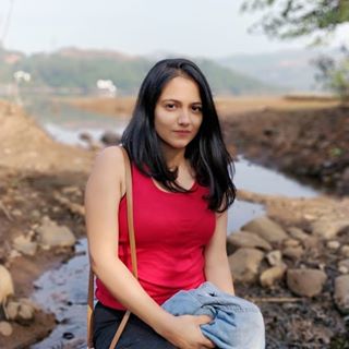 Profile Picture of Neha Pandit (@neha.pandit.50) on Facebook