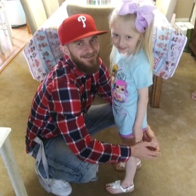 Profile Picture of Chris Stern (@CStern24) on Twitter