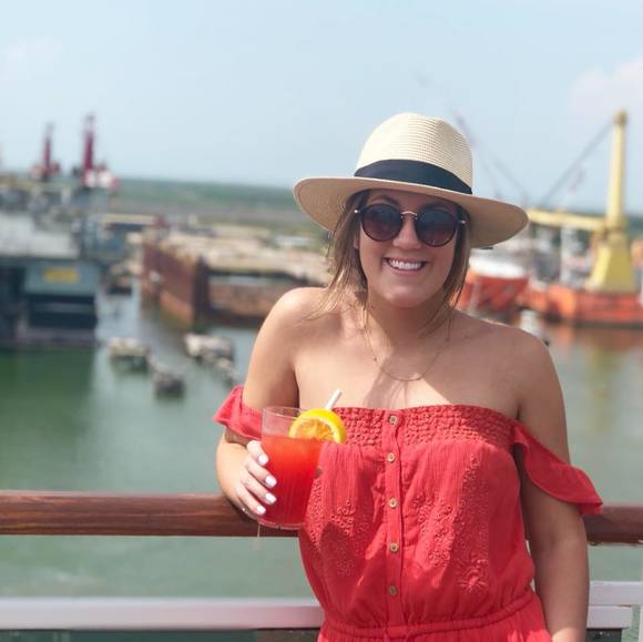 Profile Picture of Bailey Marietti (@bmarietti) on Poshmark