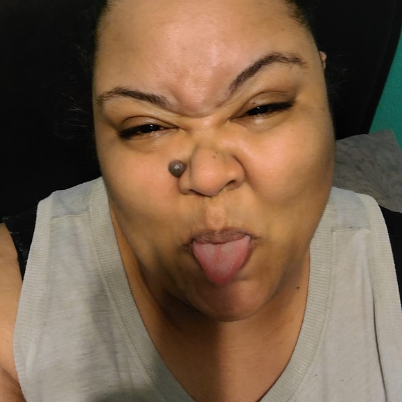 Profile Picture of Matsya Johnson (@matsyajohnson) on Poshmark