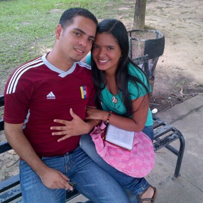 Profile Picture of Andrea Martinez (@TinaDosSantos) on Twitter