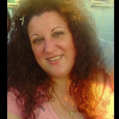 Profile Picture of Lucy_Uribe (@hawaiiheavenXO) on Twitter