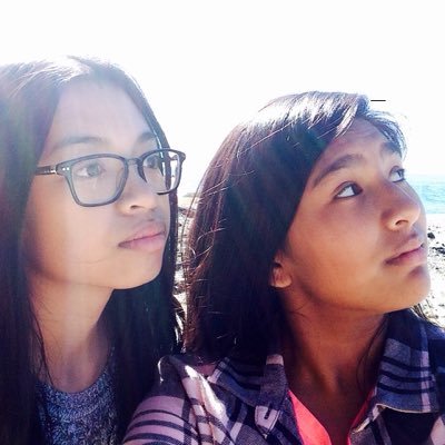 Profile Picture of Claire & Cassandra (@CFunHappen) on Twitter
