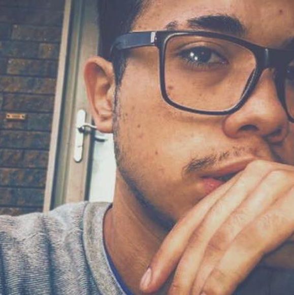 Profile Picture of Julio Cota (@jcota1998) on Poshmark