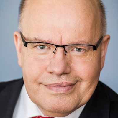 Profile Picture of Peter Altmaier (@@DIEZEIT) on Twitter