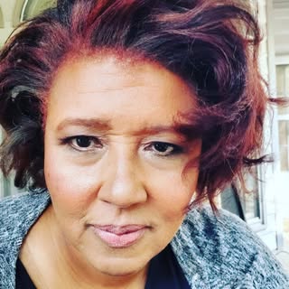 Profile Picture of Adrienne Hinds (@aphinds) on Instagram