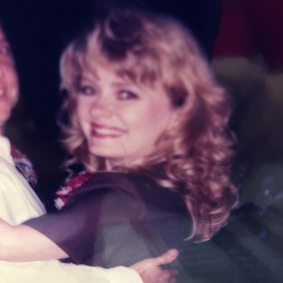 Profile Picture of Jean Richardson (@ctjerich) on Poshmark