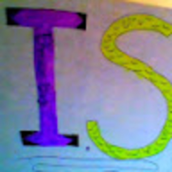 Profile Picture of Isla Sirmon (@islasirmon) on Poshmark