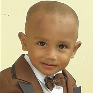 Profile Picture of Jems Lorens (@jems.lorens) on Facebook