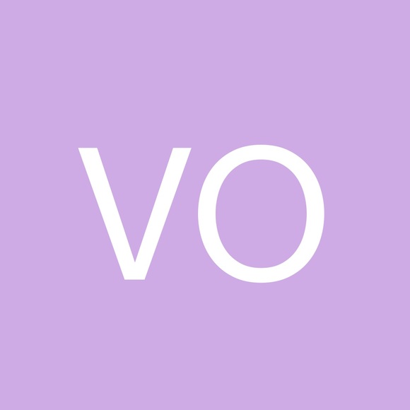 Profile Picture of Victoria Opata (@victoriaopata97) on Poshmark