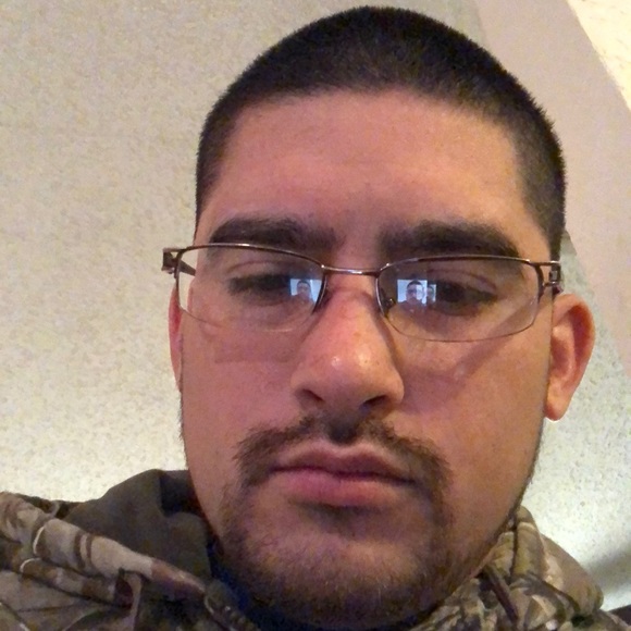 Ernesto Solis - Poshmark Profile Picture of Ernesto Solis (@esolisjr3) on Poshmark