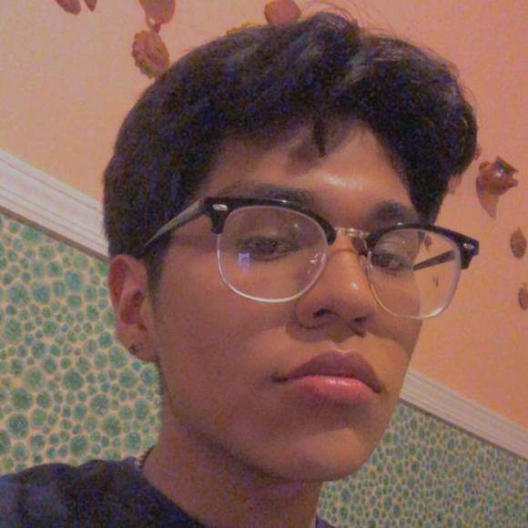 Profile Picture of Brian Cuenca (@brxancuenca) on Poshmark