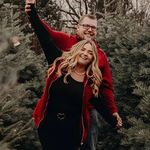 Profile Picture of 𝐉𝐨𝐧+𝐒𝐭𝐚𝐜𝐢𝐚 | 𝐅𝐮𝐥𝐥-𝐓𝐢𝐦𝐞 𝐑𝐕𝐞𝐫𝐬 (@kapuskampers) on Instagram