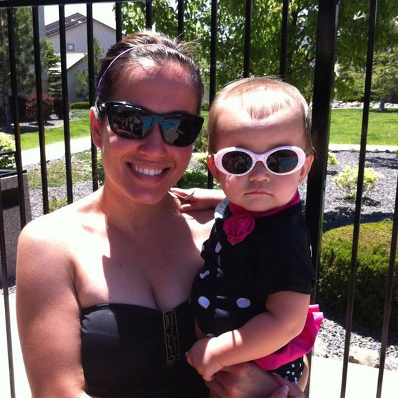 Profile Picture of Lyn Wilson (@lanolyn00) on Poshmark