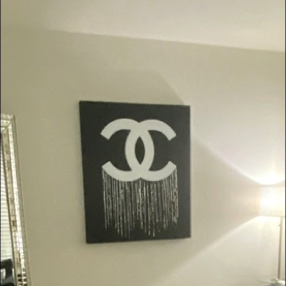 Profile Picture of Lakisha Evans (@keesh310) on Poshmark