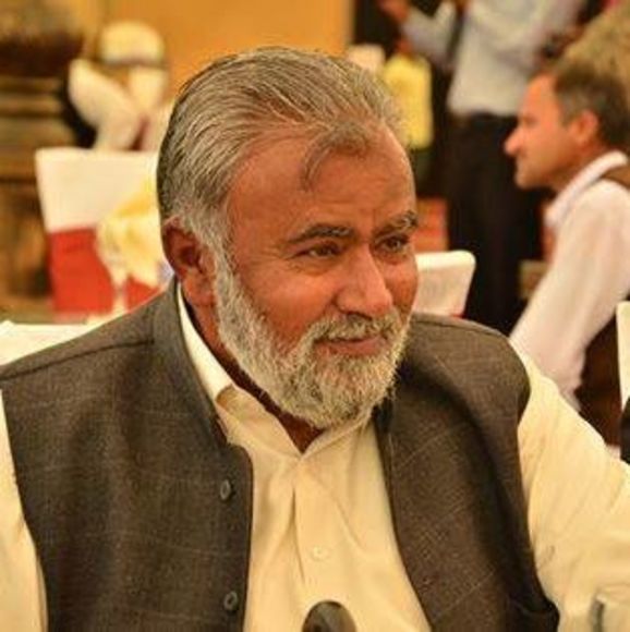 Profile Picture of Zaigham Shah (@zaighamshah47) on Poshmark