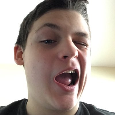 Profile Picture of Andrew Ambrose (@alteredcuber134) on Twitter