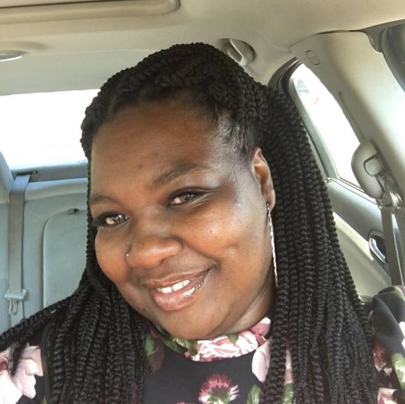Profile Picture of Latroya Meadows (@latroya_30) on Poshmark